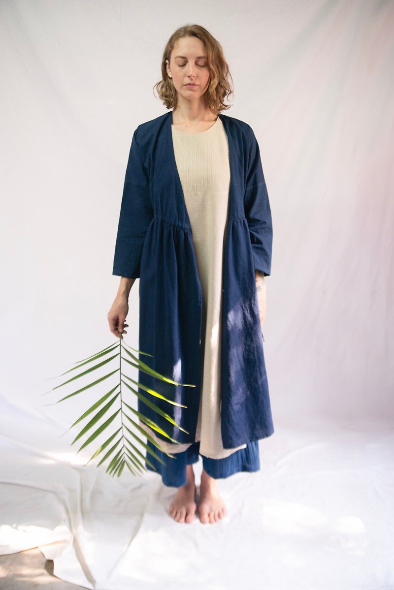 Indigo Jejumai Jacket Dress | Natural Indigo | Hand Woven - ชุดเดรส - ผ้าฝ้าย/ผ้าลินิน สีน้ำเงิน