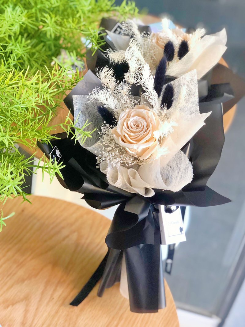 可寄台灣 香奈風  單枝 玫瑰花 保鮮花束 永生花束 不凋花束 - 乾燥花/永生花 - 其他材質 黑色