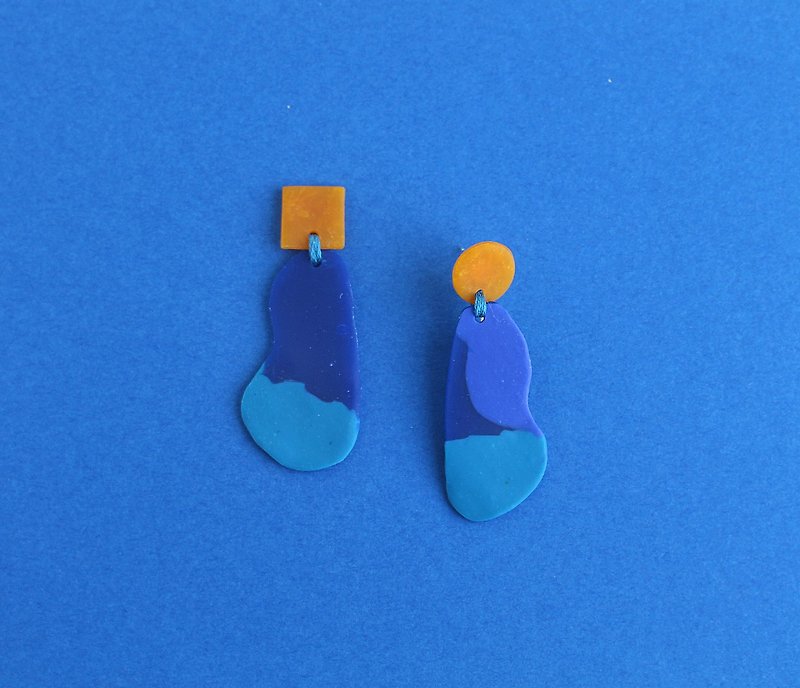 jiho sunset and sea translucent soft ceramic earrings jewelry - ต่างหู - วัสดุอื่นๆ สีน้ำเงิน