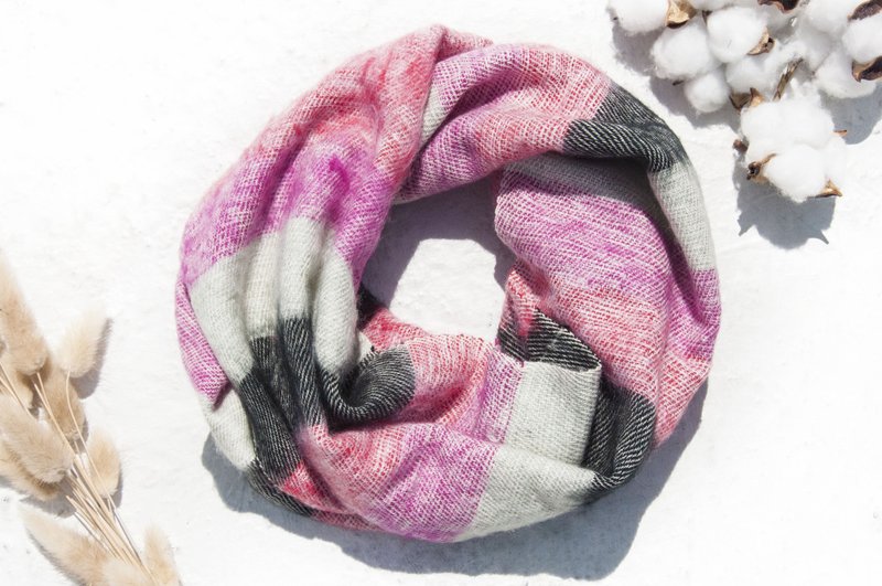 Christmas gift pure wool scarf / handmade knit scarf / woven scarf / pure wool scarf - strawberry cake - Scarves - Wool Multicolor