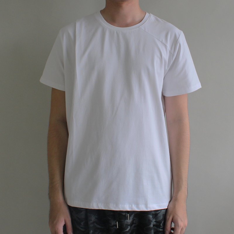 不规则褶T恤 - 中性衛衣/T 恤 - 棉．麻 白色