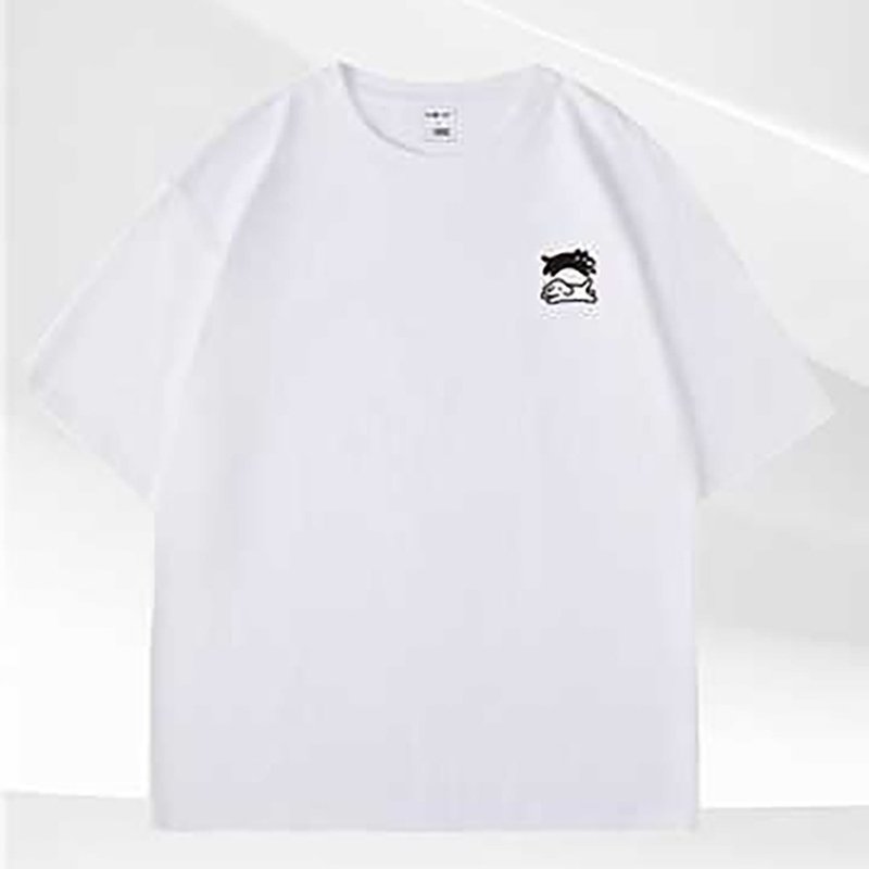 matusi DOGS 台灣限定男女T恤-露營款白色 - 男 T 恤 - 棉．麻 白色