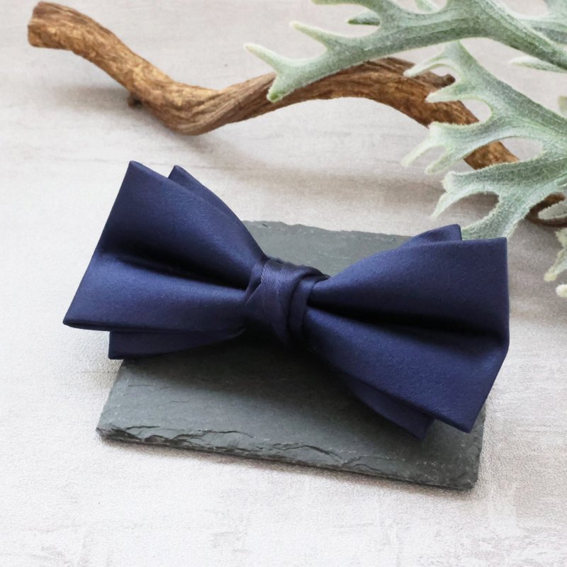 雙層深藍領結-質感的緞面 像穿著燕尾服般的貴族讓人捨不得眨眼 - 領結/領巾 - 其他人造纖維 藍色