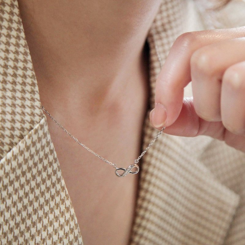 Finely set infinity sterling silver necklace | Classic infinity symbol Stone necklace light jewelry - สร้อยคอ - เงินแท้ 