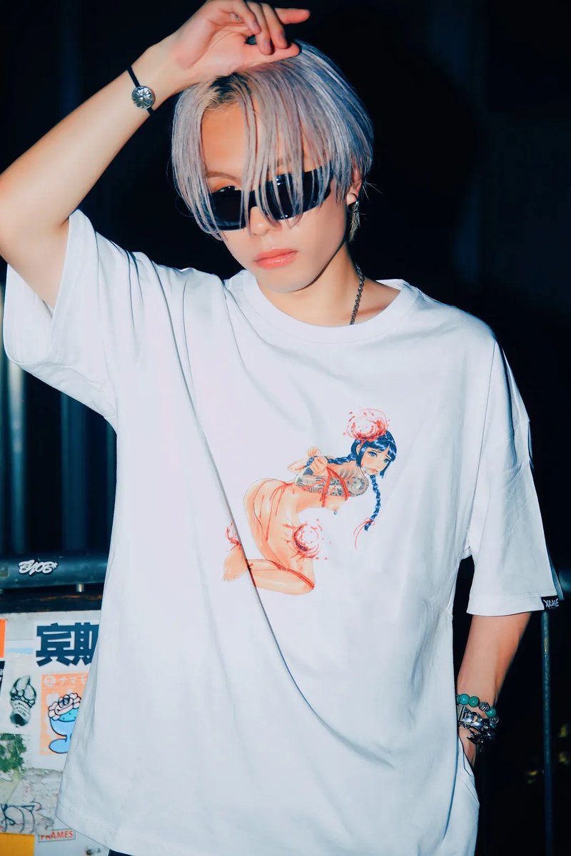 女孩 短T-shirt 白 - 女 T 恤 - 棉．麻 白色