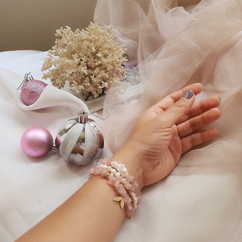 Bracelets : Set of 3 Madagascan Rose Quart &Freshwater Pearl with 14K gold charm - Bracelets - Gemstone Pink