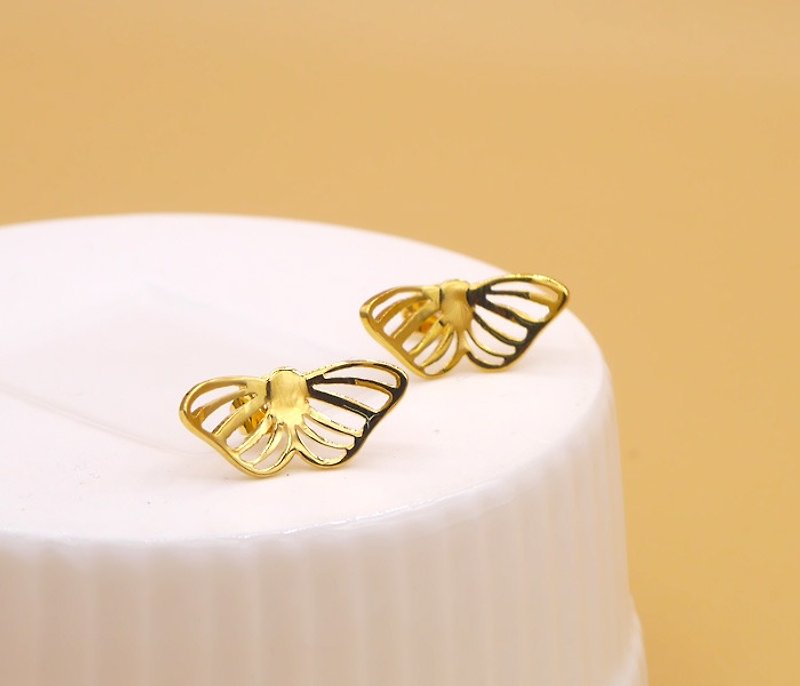 Mini Butterfly Earring - 18K gold plated on brass ,Little Me by CASO jewelry - 耳環/耳夾 - 其他金屬 金色