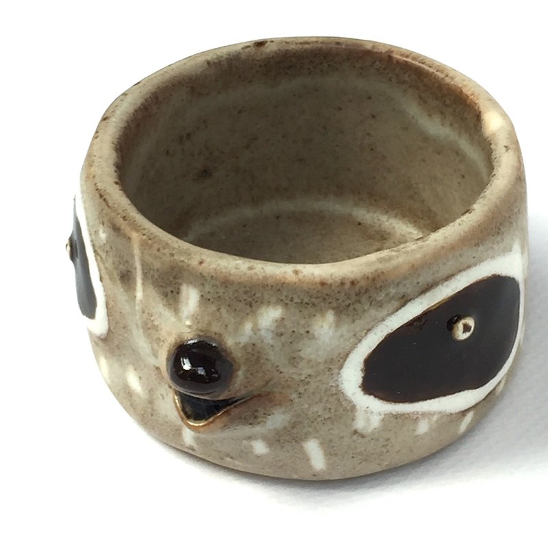 Raccoon,Small cup , handmade ceramic - 咖啡杯/馬克杯 - 瓷 灰色