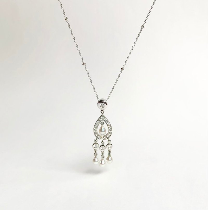 Akoya pearl diamond pendant K18 white gold - สร้อยคอ - เครื่องประดับ สีเงิน