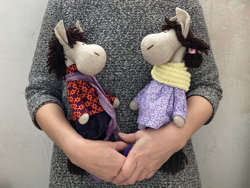 New year gift, A pair of handmade horses - 寶寶/兒童玩具/玩偶 - 亞麻 紫色