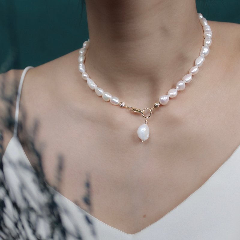 Irregular Pebble Baroque Pearl 14k Gold Covered Clavicle Chain / Necklace with Gift Box - สร้อยติดคอ - ไข่มุก ขาว