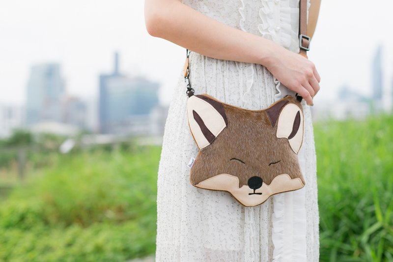 Redfox side bag / fox handbag with free tote bag / 狐狸側袋 - 手提包/手提袋 - 聚酯纖維 卡其色
