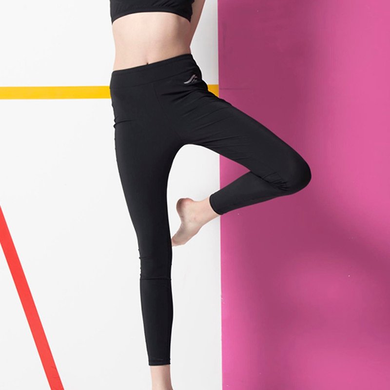女性の日の新製品MITスポーツパンツ（水陸両用） - スポーツボトムス - ナイロン ブラック