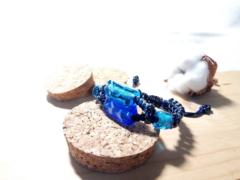 Grapefruit Forest Glass- Double Hole Glass Beads- Deep Sea Blue x Light Sea Blue- Glass Bracelet - สร้อยข้อมือ - กระจกลาย สีน้ำเงิน
