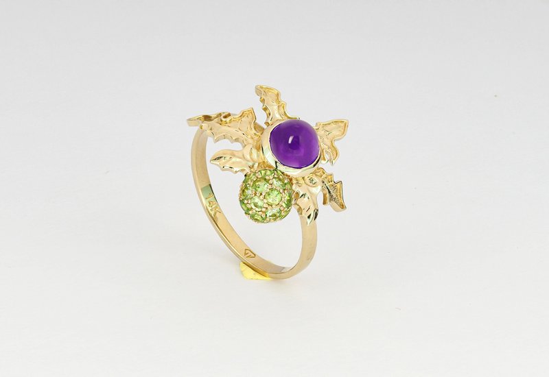 14 kt  gold ring with amethyst and peridots. Scottish thistle gold ring. - 戒指 - 貴金屬 金色