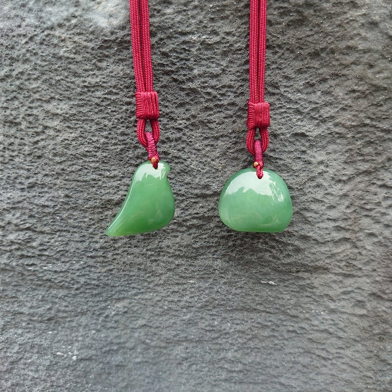 年年鳥語報平安 處處花香相接應 - 一對玉光系列 - 台灣設計雕刻 - 項鍊 - 玉石 綠色
