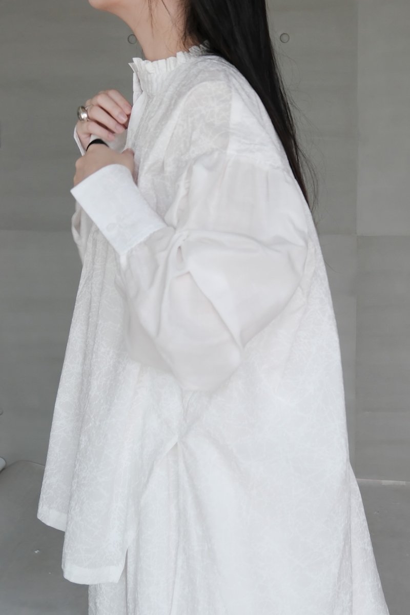 潑墨棉與亞麻拼接米白襯衫 - 女上衣/長袖上衣 - 棉．麻 