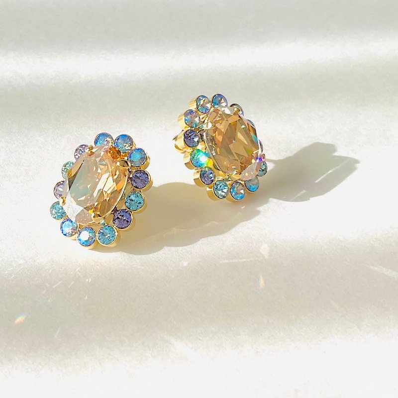 oval earrings swarovski use - ต่างหู - แก้ว สีทอง