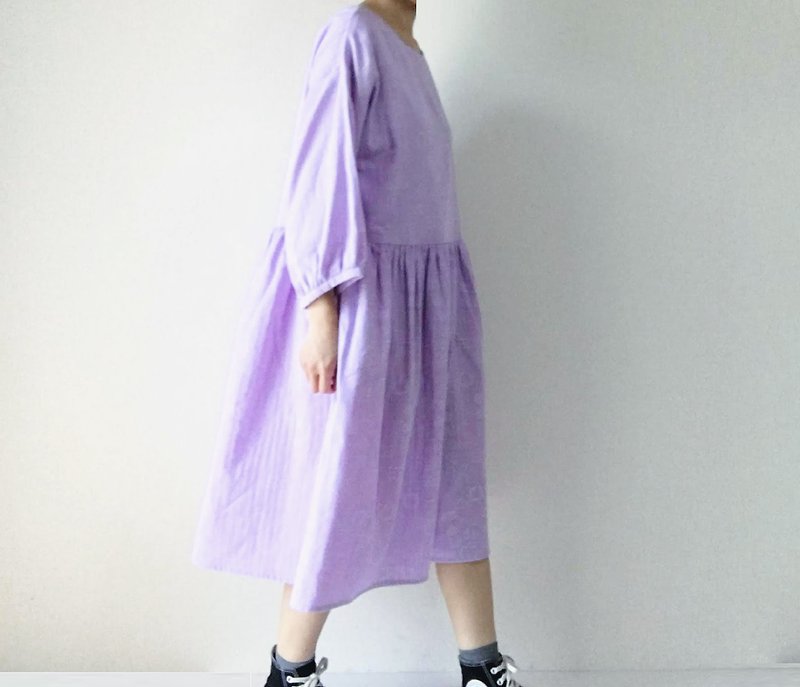 Lavender color double gauze flare dress dress patchwork floral pattern - ชุดเดรส - ผ้าฝ้าย/ผ้าลินิน สีม่วง