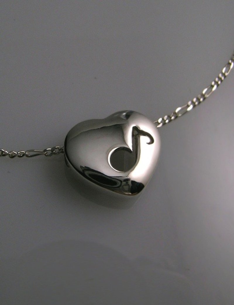 Valentine 's Day 【FUGUE Origin】 Love melody: Luo Leilei - eighth note hollow necklace - Necklaces - Other Metals Silver