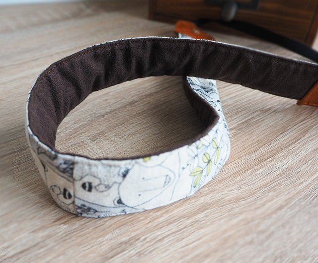 Cat camera clearance strap