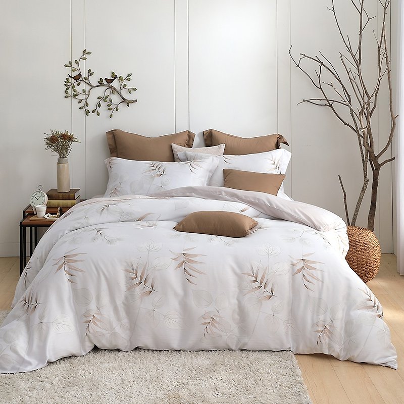 The words of the beginning of the heart - Tencel dual purpose bedding package four pieces [40 100% lyocell] exclusive design models - เครื่องนอน - ผ้าไหม สีกากี
