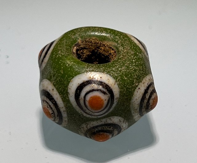 西アジア九眼古代ガラスビーズ オールドガラスビーズ 古代ガラス 古い