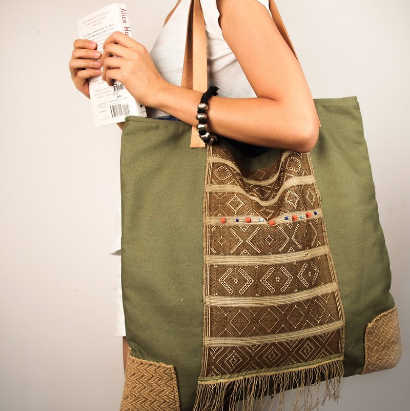 "YAYI" side strong national handmade fabric ancient cloth, canvas bag retro bag - Messenger Bags & Sling Bags - Cotton & Hemp Khaki