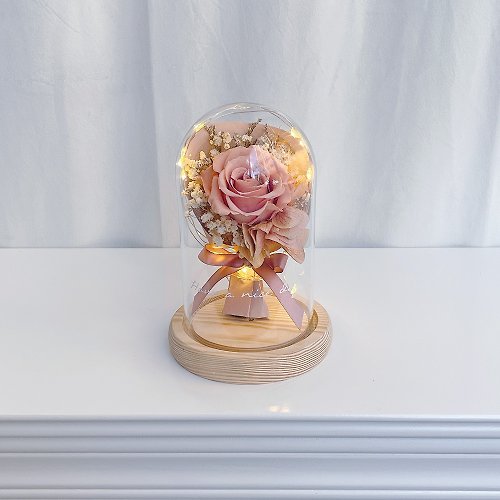 WEIWEI FLOWER 威威花藝設計 母親節禮盒/客製化禮物 LED玫瑰小花束永生花玻璃鐘罩-莫蘭迪粉