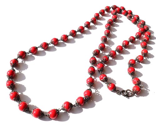 panic-art-market 50s vintage red long necklace
