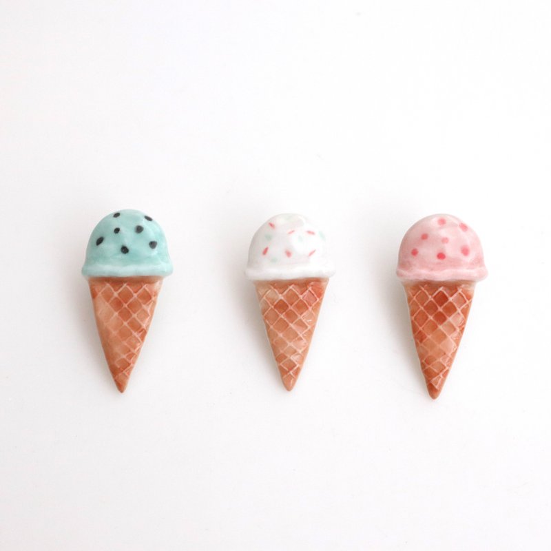 Ice cream pin brooch - เข็มกลัด - เครื่องลายคราม ขาว