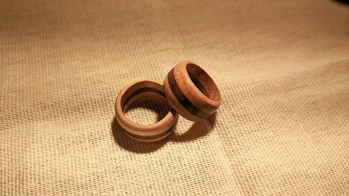 從木工作室 雙色木對戒 設有戒指盒 情侶朋友手工訂製