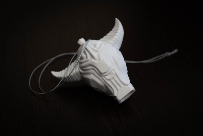 Ozen's White Whistle - Items for Display - Plastic White