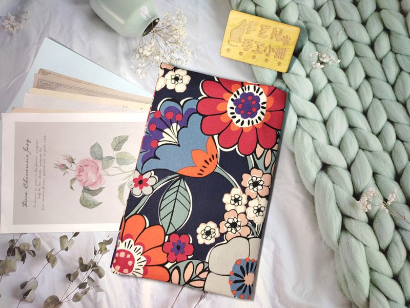 Flower series-Japanese cotton colorful cloth book cover-manual cover-cloth book cover applicable to A5/25K - ปกหนังสือ - ผ้าฝ้าย/ผ้าลินิน 