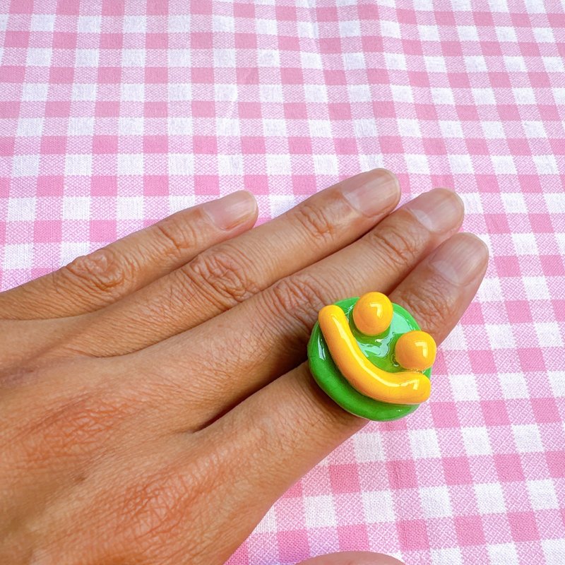 カラフルにこちゃんリング - 戒指 - 黏土 