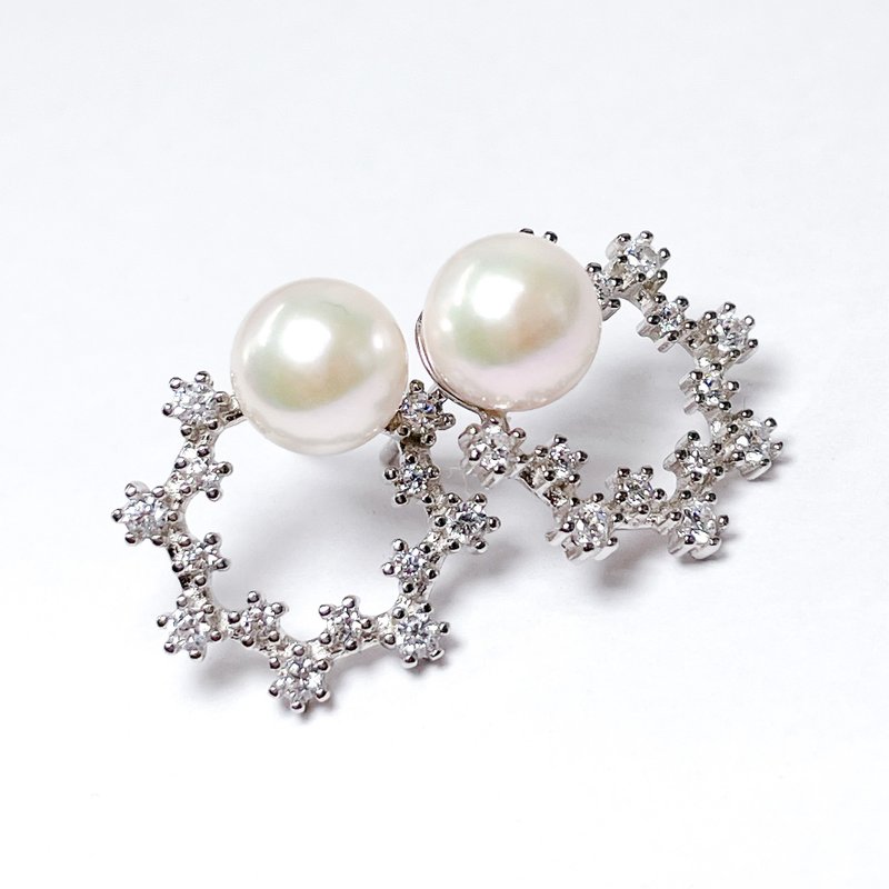 PJ. Natalie. Wreath Pearl Earrings - ต่างหู - ไข่มุก 