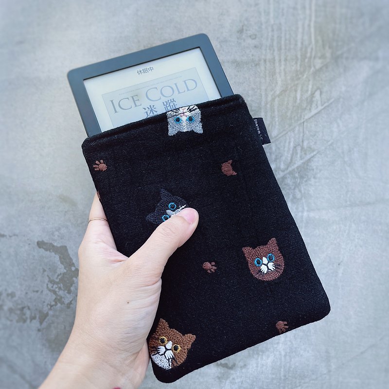 棉．麻 電腦袋 - 貓刺繡電子書保護套/電子書平板套/Kobo 6吋保護套/平板保護套