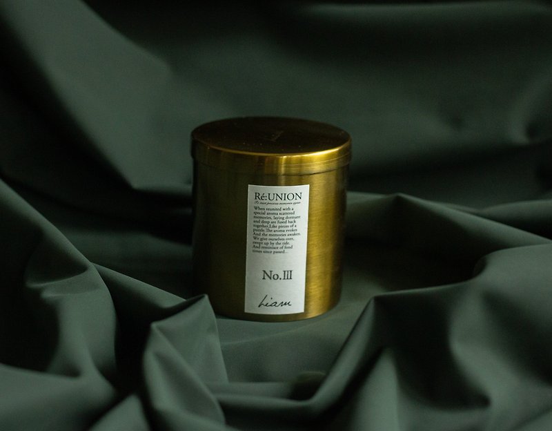 Japan-made extremely beautiful Bronze pot scented candle - Candles & Candle Holders - Wax Gold