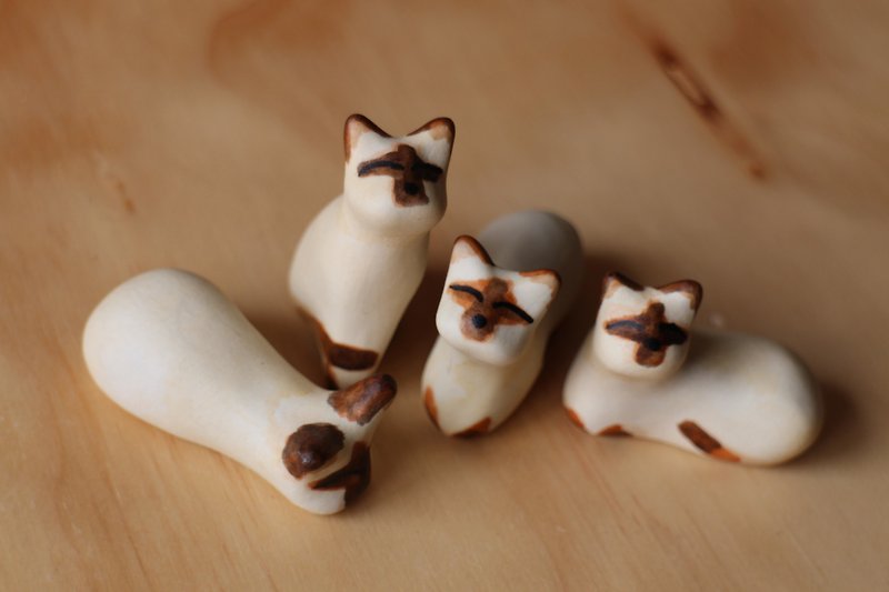 Simalaya cat kitten Stone(cat type laboratory) - Stuffed Dolls & Figurines - Porcelain Gold