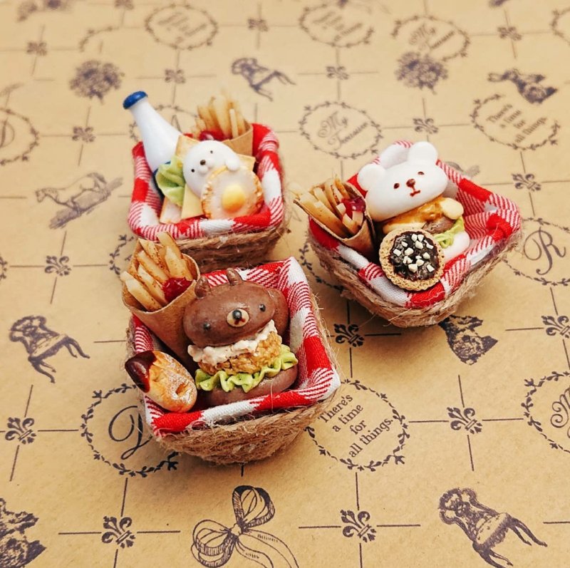 Food blanket key ring/magnet - ที่ห้อยกุญแจ - วัสดุอื่นๆ หลากหลายสี