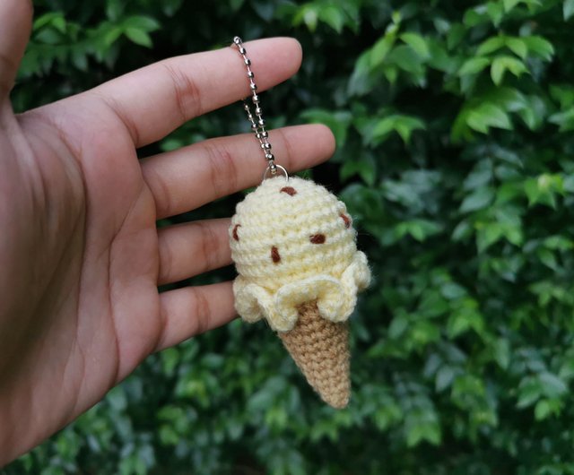 アイスクリームかぎ針編みのキーホルダー - ショップ bemycrafts