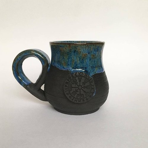 Reiter Crafts Vegvisir black and blue stoneware mug