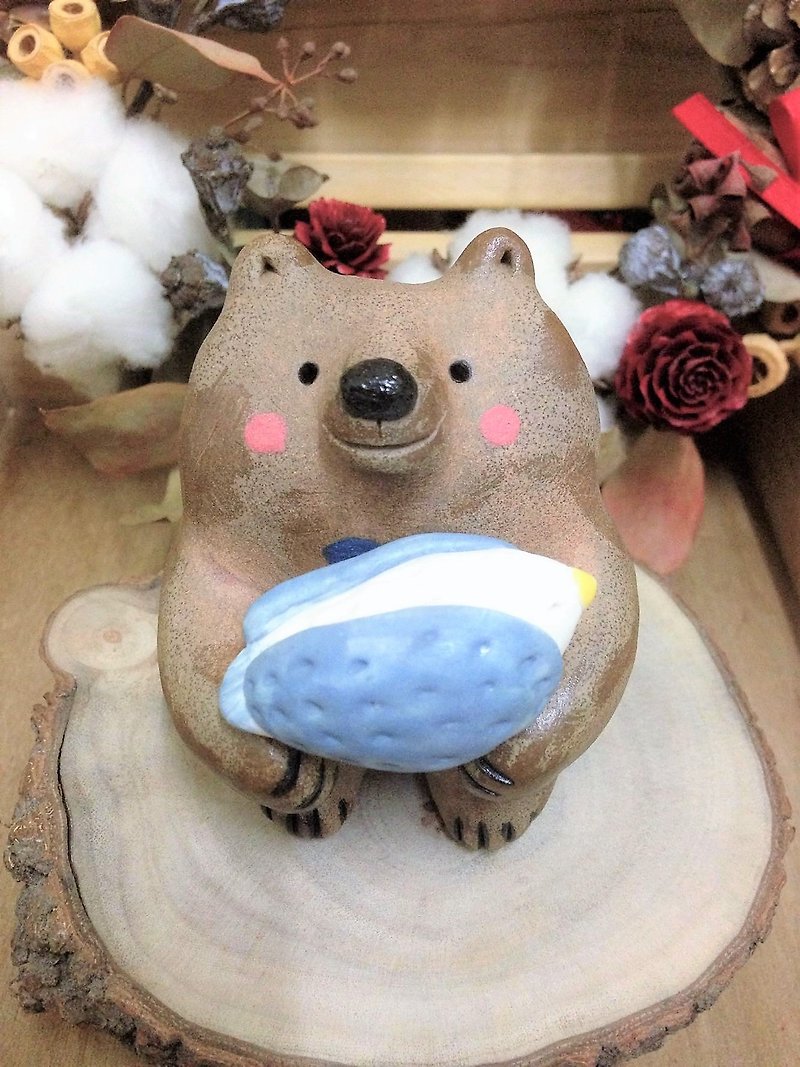 Love Bear Festival Series - Ostrich and Coffee Bear - Pottery & Ceramics - Pottery Multicolor