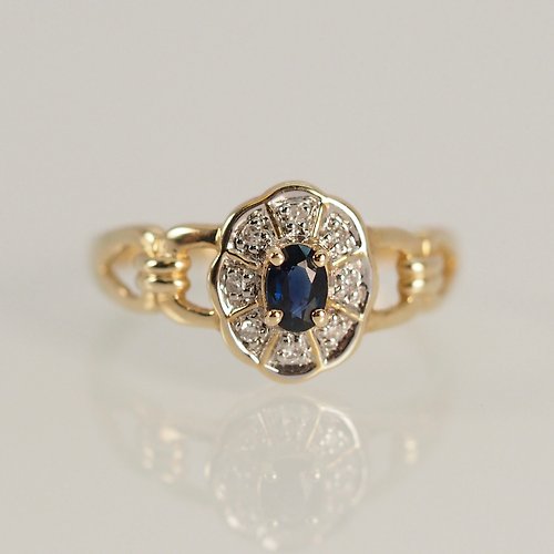 IRIZA Jewellery 14K金藍寶石蓮花鑽石戒指 Blue Sapphire Lotus Diamond Ring
