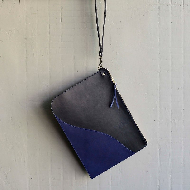 [The Waves of the Night] Imported Cowhide Clutch Black Blue Leather - กระเป๋าคลัทช์ - หนังแท้ สีดำ