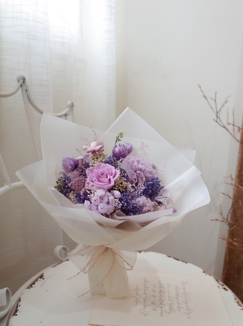 花束 附提袋 永生花 情人節 畢業 生日 送禮 母親節 - 乾花/永生花 - 植物．花 紫色