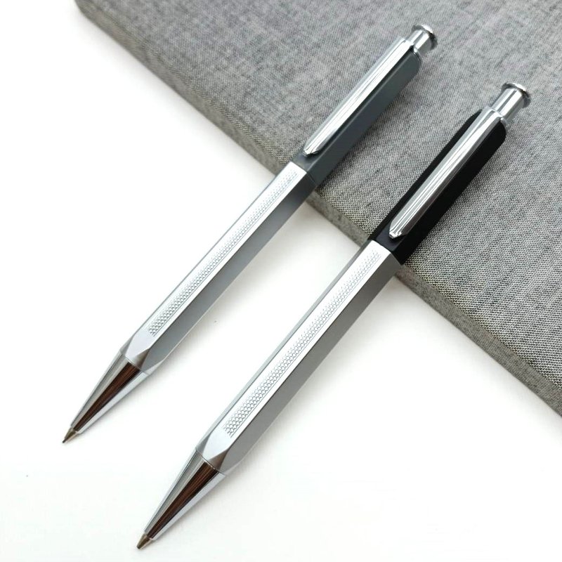 Exquisitely carved hexagonal tube jump button type 0.5 pencil automatic pencil [Tiger Crane] - ดินสอ - โลหะ สีเงิน