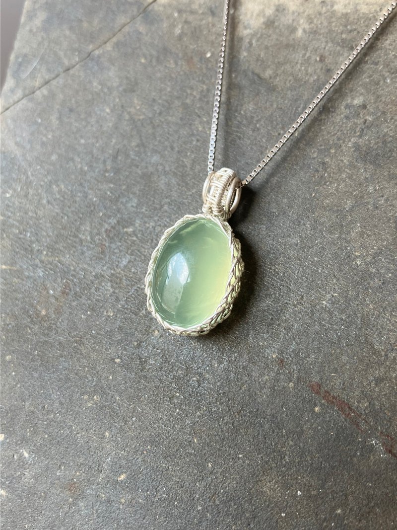 American natural grape stone sterling silver hand-wound design jewelry - Necklaces - Gemstone Green