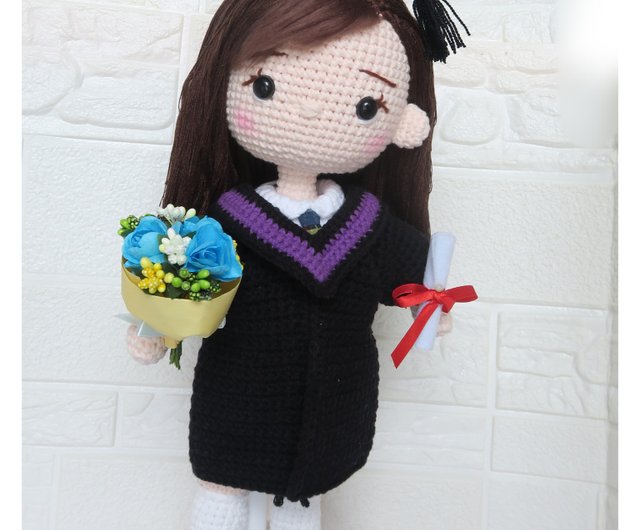 crochet graduation doll