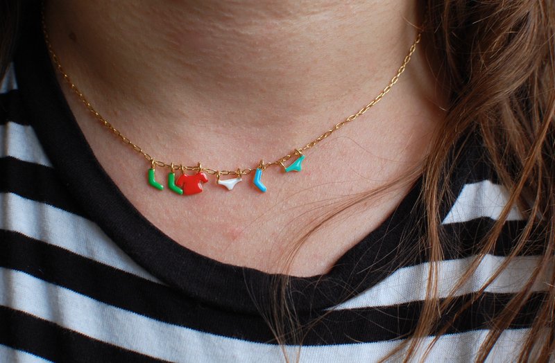 鍍金洗衣項鍊 琺瑯小衣物吊飾 - 項鍊 - 貴金屬 金色